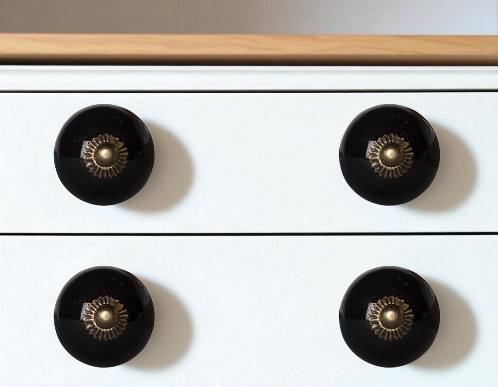 Set of Twelve Black And Gold Ceramic Drawer Pull Knobs HomeRoots