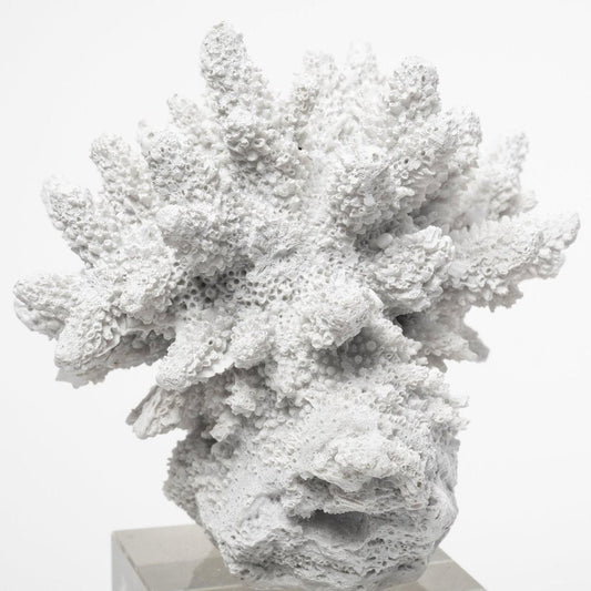 10" White Metal Tabletop Sculpture HomeRoots
