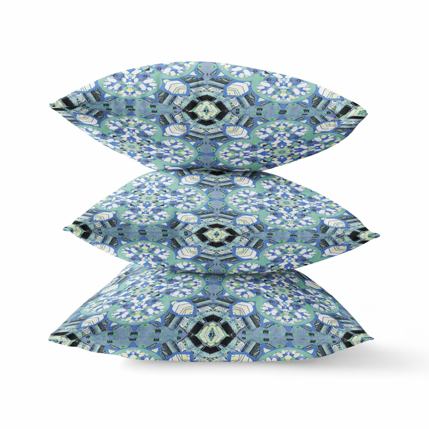 16"X16" Blue And Green Microsuede Quatrefoil Zippered Pillow FurniFindUSA