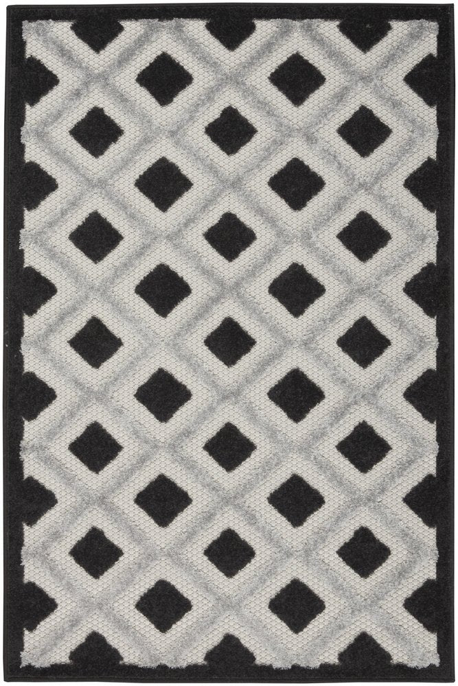 3' X 4' Black And White Indoor Outdoor Area Rug HomeRoots