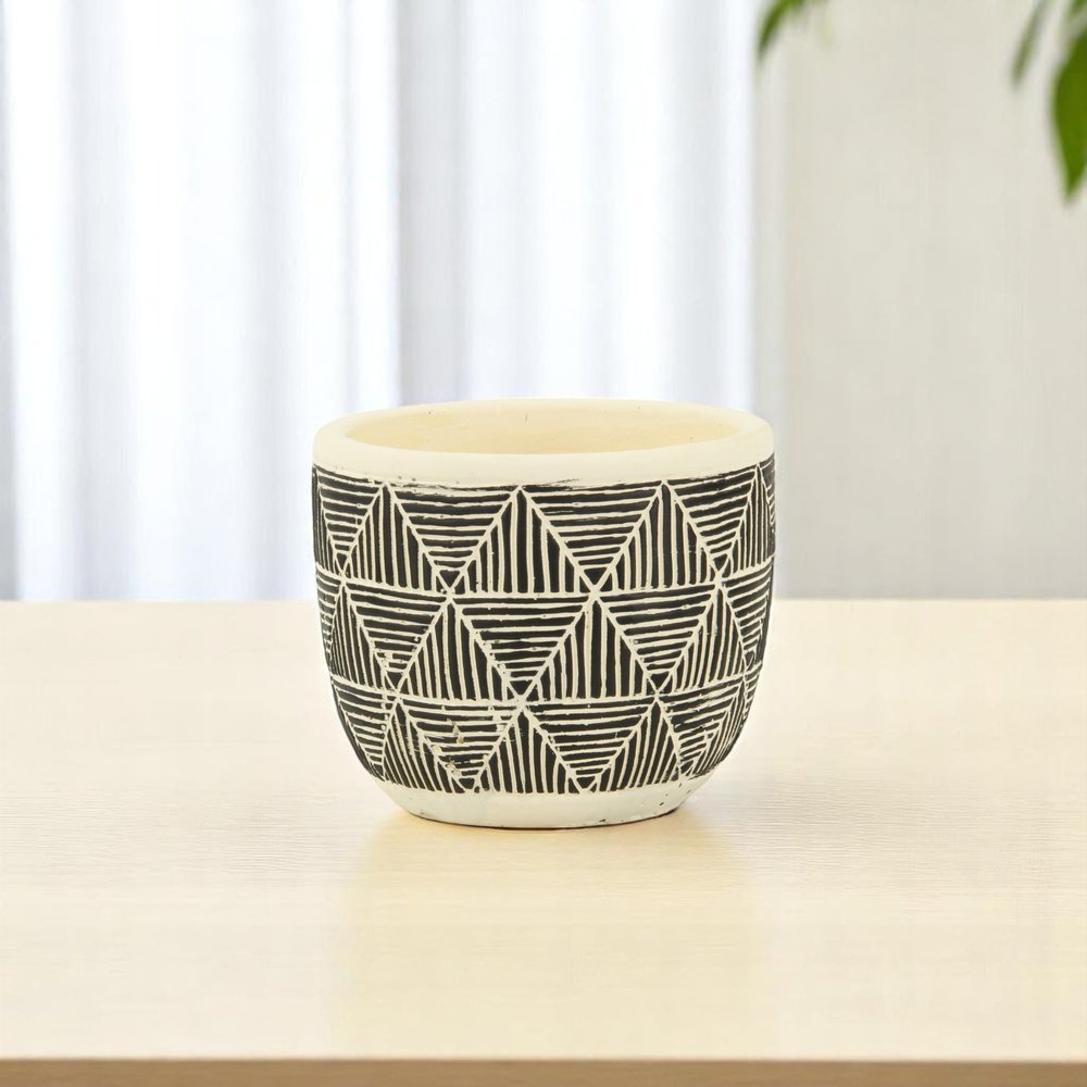 Black And White Ceramic 30 Ounce Geometric Round Distressed Pot Planter HomeRoots