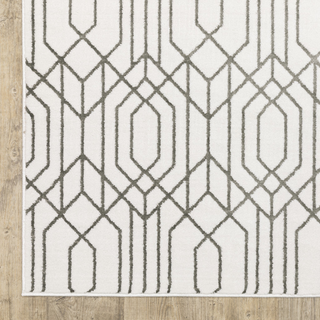 10' X 13' White And Grey Geometric Power Loom Stain Resistant Area Rug - 20.0" (L) x 34.0" (W) x 0.47" (H) FurniFindUSA