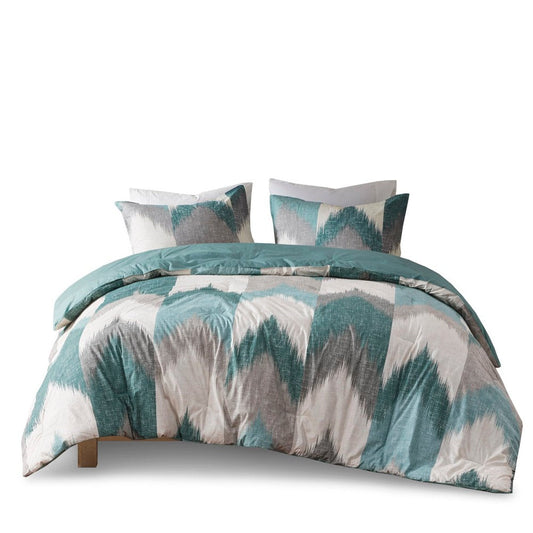 Set of Three Aqua And White Ring Stitch Polyester Sham And Comforter HomeRoots