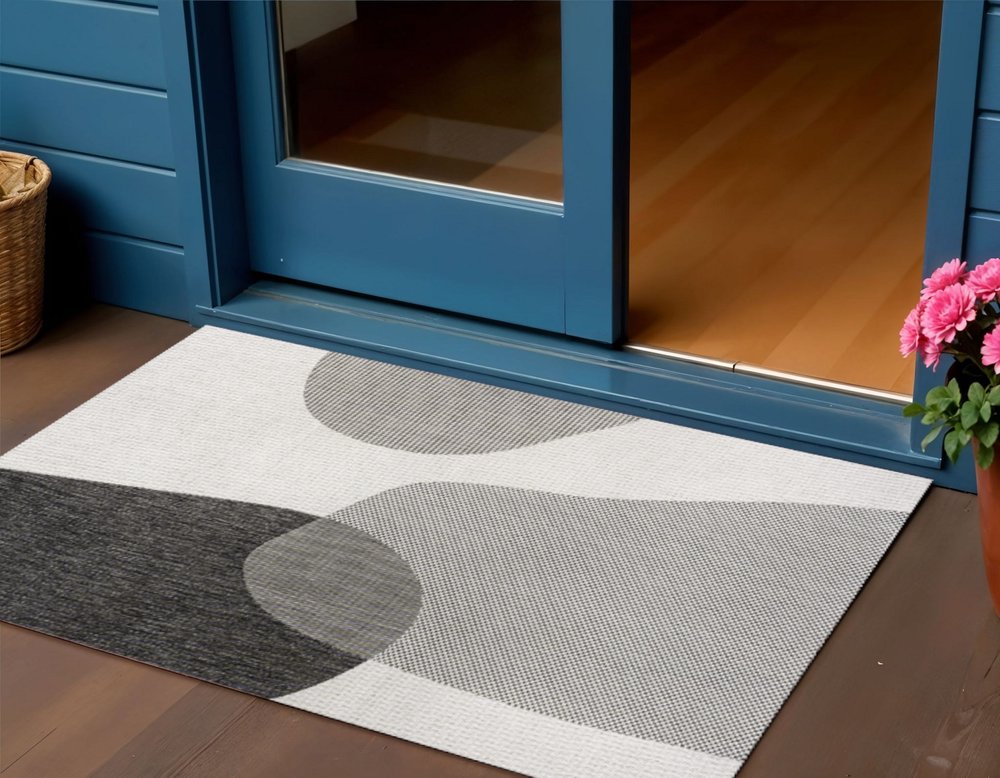 3' X 5' Cream And Black Geometric Indoor Outdoor Area Rug HomeRoots