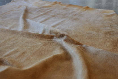 6' X 7' Golden Brown Cowhide Area Rug - Image 4
