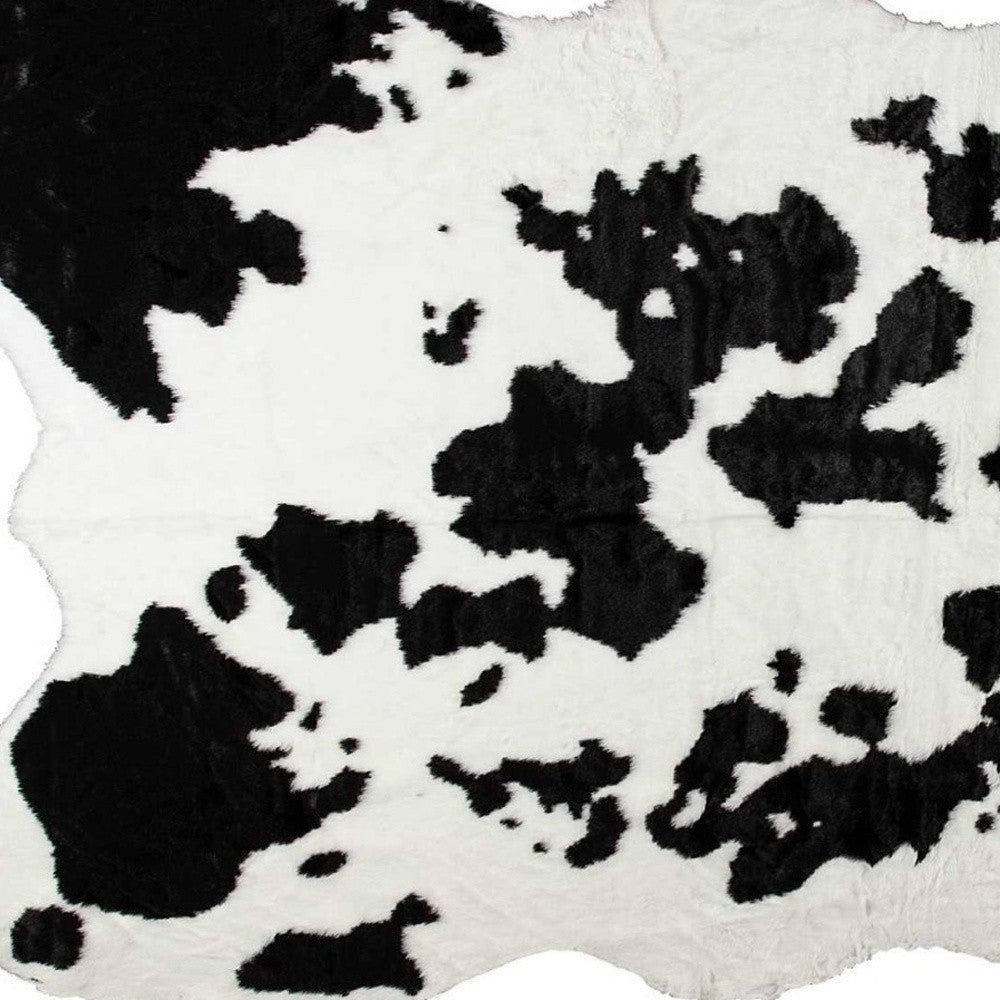 63" X 90" Sugarland Black And White Faux Hide - Area Rug