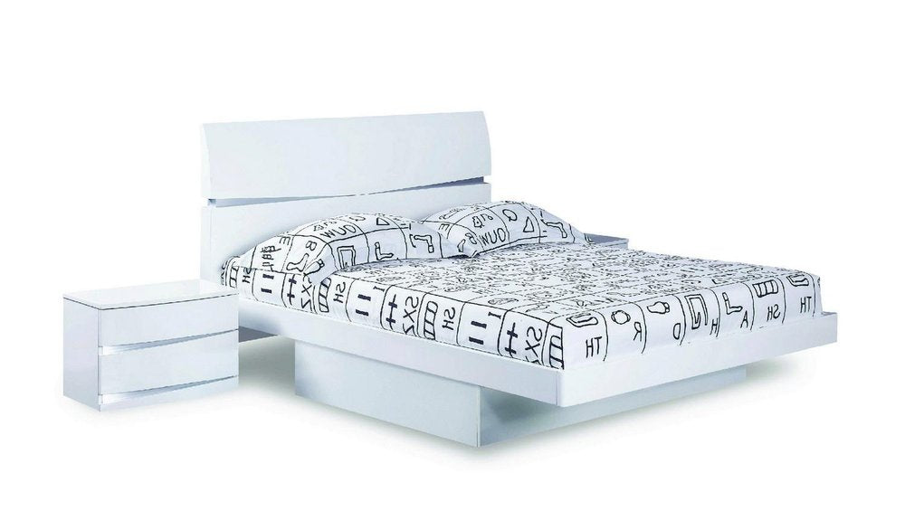 80'" X 60'"  X 42.5'" Modern Queen White High Gloss Bed HomeRoots