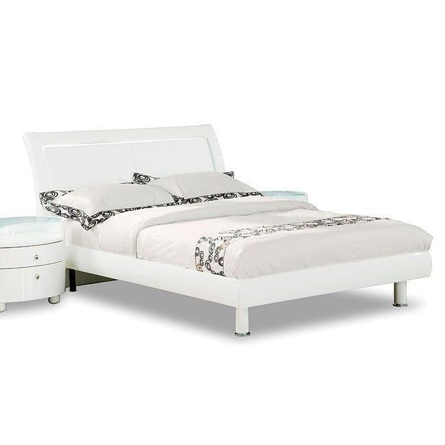 California King Tufted White Bed - FurniFindUSA