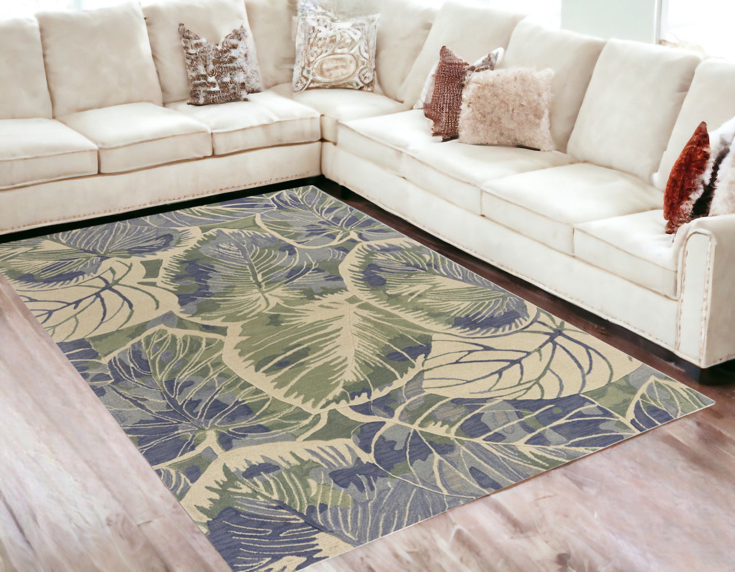 5' X 8' Blue Green Hand Tufted Caladium Indoor Area Rug