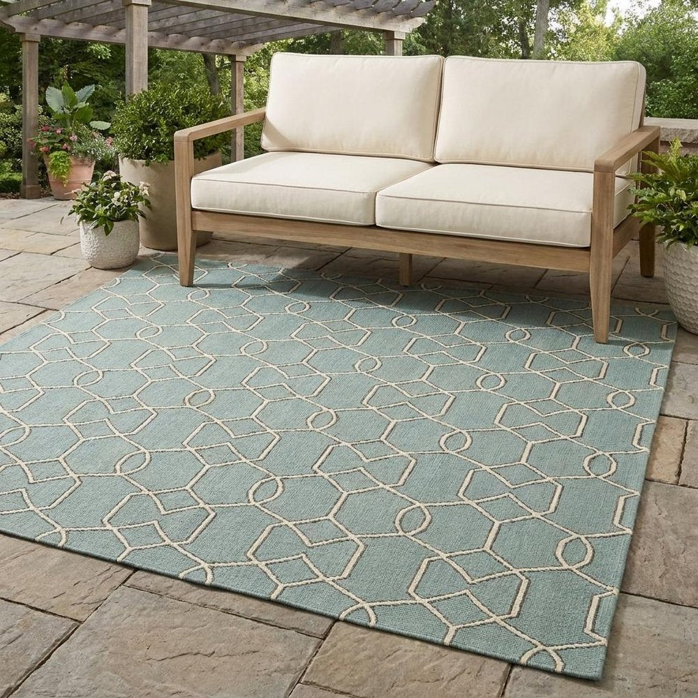 7' X 7' Green and Ivory Hand Hooked Area Rug HomeRoots