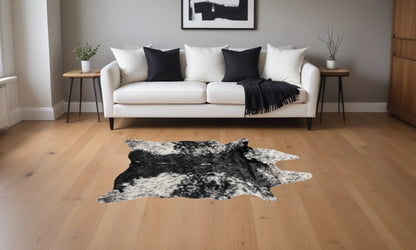 S&P Black White Animal Print Area Rug - 8" H x 60" W x 51" D