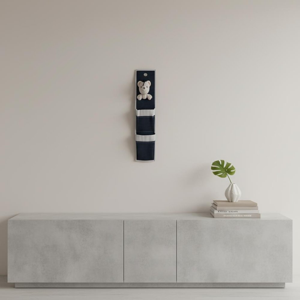 3 Pocket Storage Teddy Bear Wall Hanger — view 1