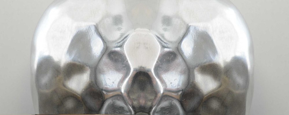 Delicious Hammered Finish Apple Statue — view 4