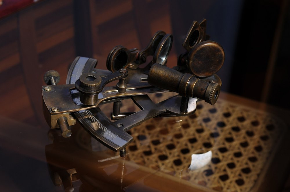 4" X 4.5" X 2.5" Nautical Sextant In Wood Box  Medium HomeRoots