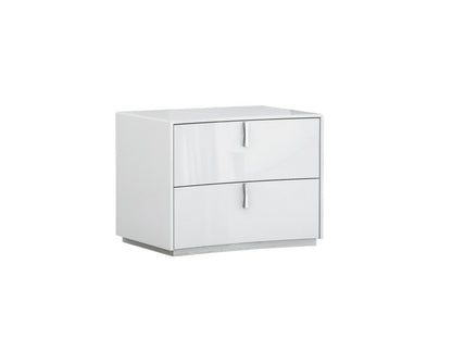 Four Piece White Solid and Manufactured Wood Bedroom Set With Mirror HomeRoots