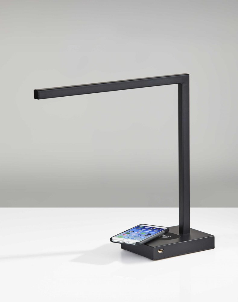 Slender Bar Black Metal Led Charging Desk Light — view 1