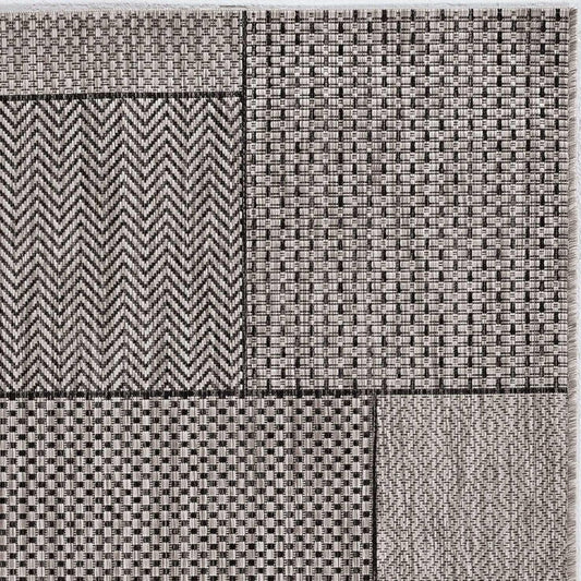 5' X 8' Grey Geometric Patterns Area Rug