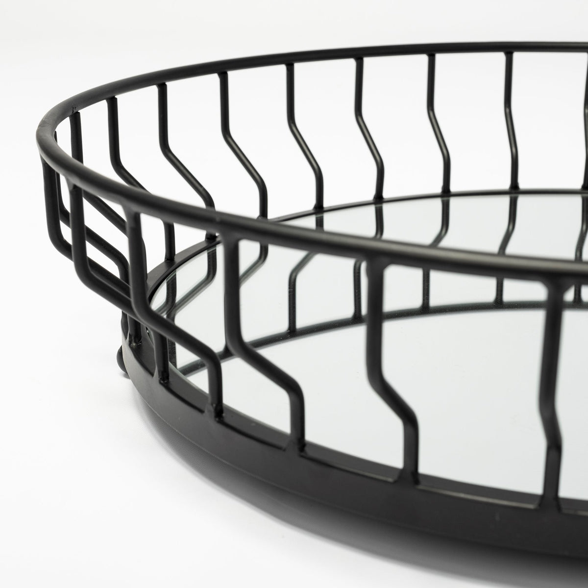 20" Black Round Metal Indoor Outdoor Serving Tray With Handles — view 3