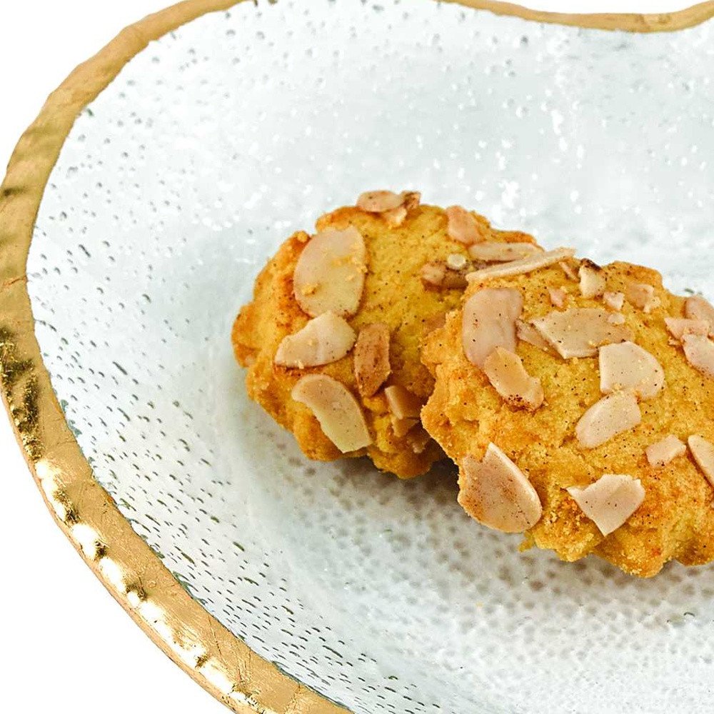 8" Mouth Blown Seeded Glass Heart Plate with Gold Rim HomeRoots