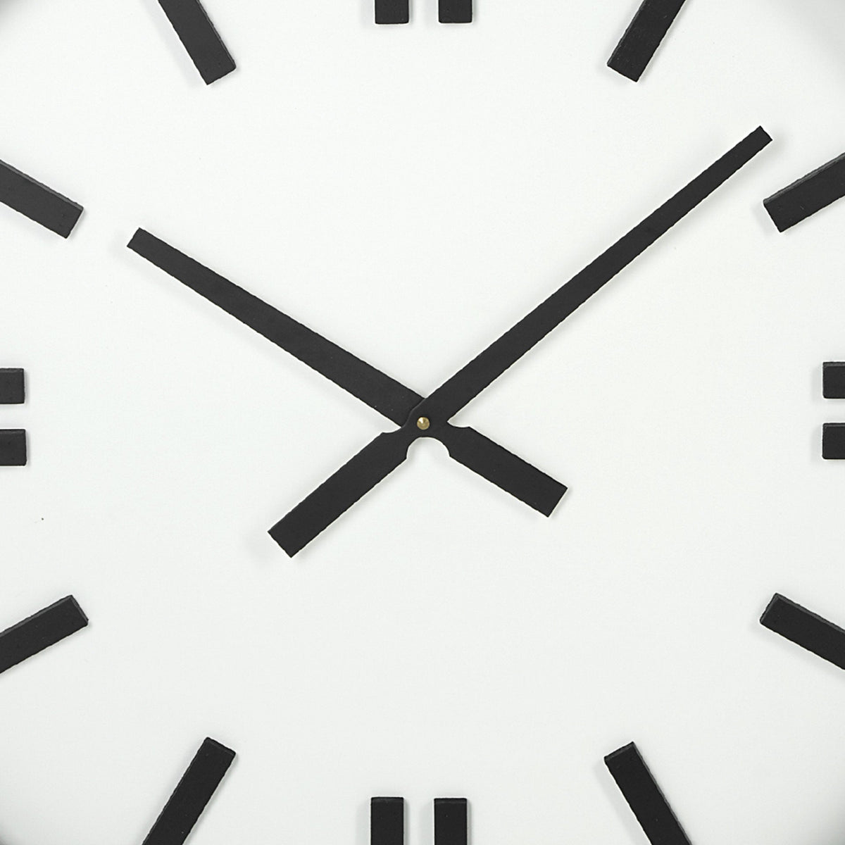 24" Round Large Modern Wall Clock With White Face And Non-Numarical Number — view 10