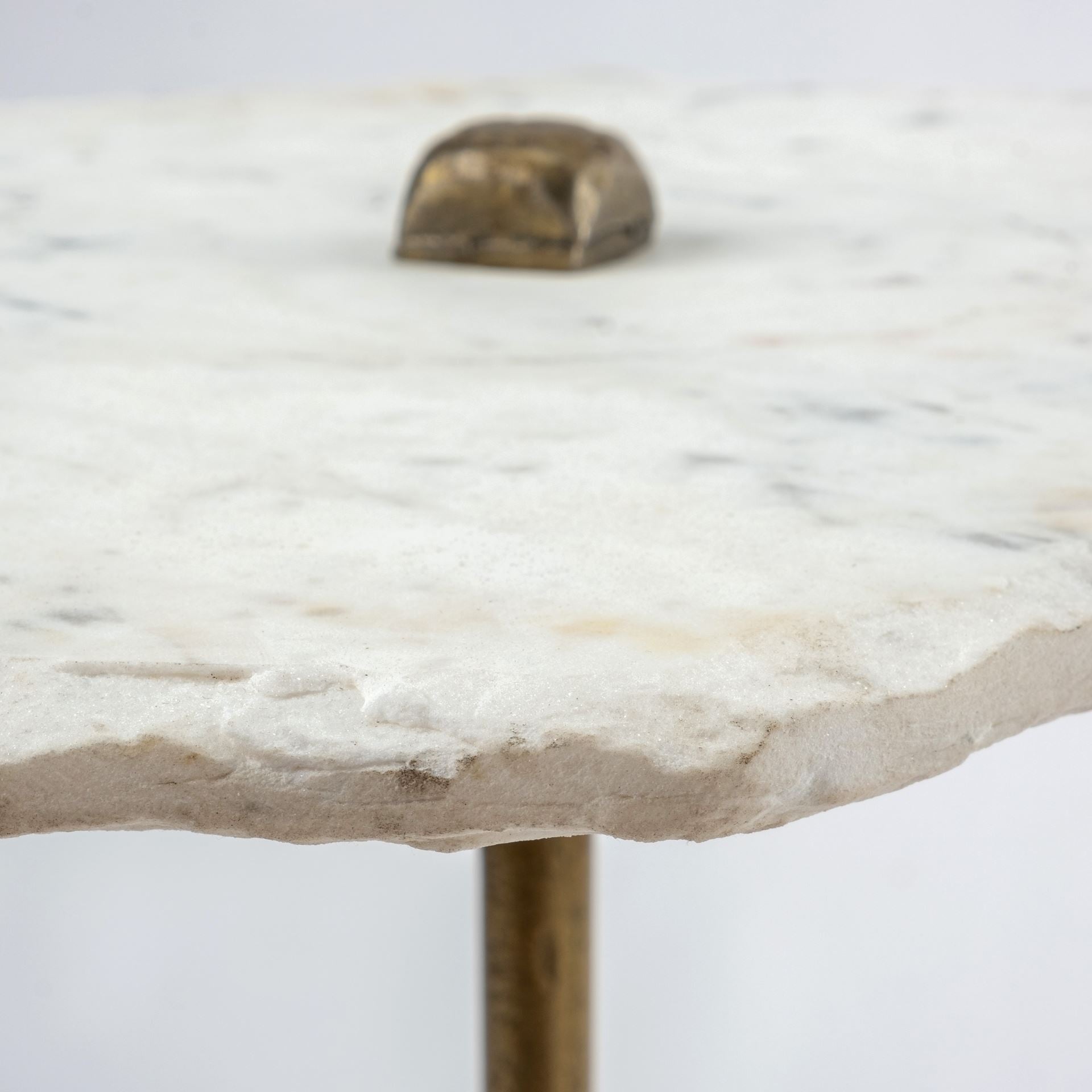 23" Gold And White Marble End Table HomeRoots