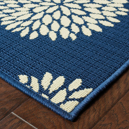 Blue and Green Floral Indoor Outdoor Area Rug - 1" (L) x 114" (W) x 78" (H)