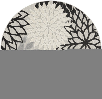 4' X 6' Black And White Indoor Outdoor Area Rug HomeRoots