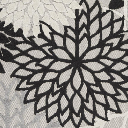 4' X 6' Black And White Indoor Outdoor Area Rug HomeRoots