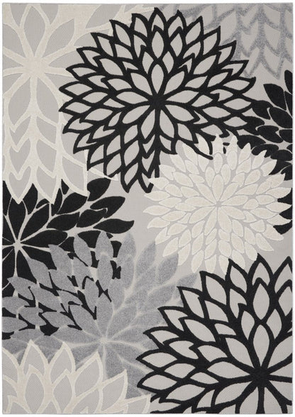 4' X 6' Black And White Indoor Outdoor Area Rug HomeRoots