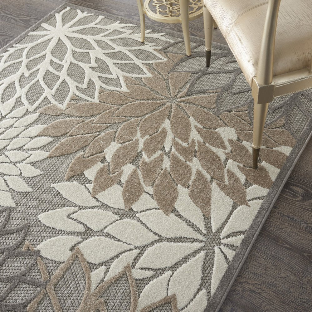 6' Gray And Ivory Floral Indoor Outdoor Area Rug — view 58