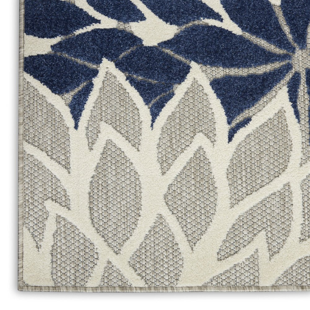 4' X 6' Black And White Indoor Outdoor Area Rug HomeRoots