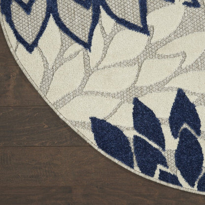 4' X 6' Black And White Indoor Outdoor Area Rug HomeRoots