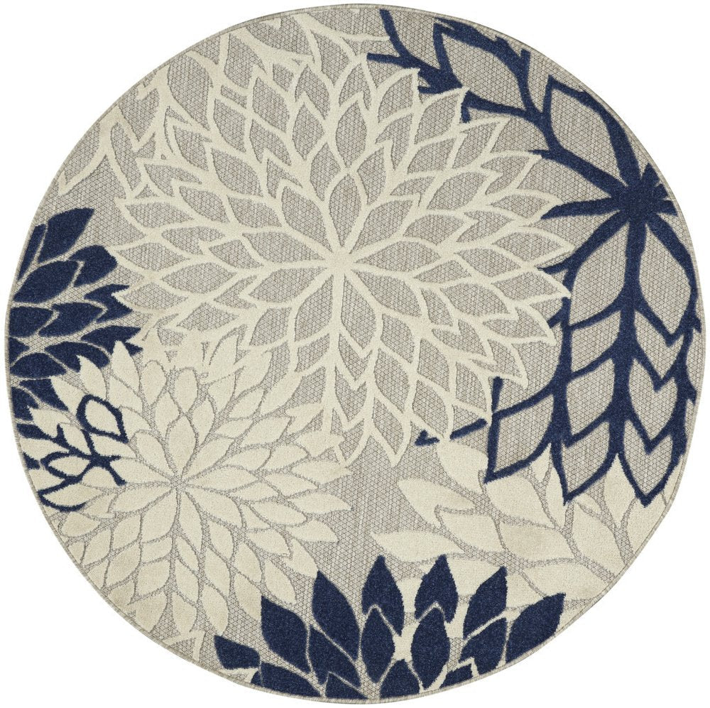 4' X 6' Black And White Indoor Outdoor Area Rug — view 179