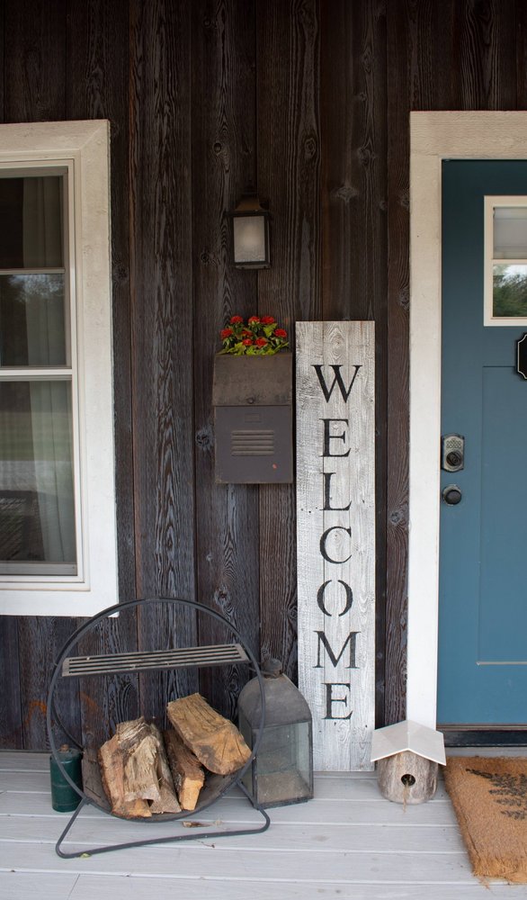 Rustic White Wash Front Porch Welcome Sign HomeRoots