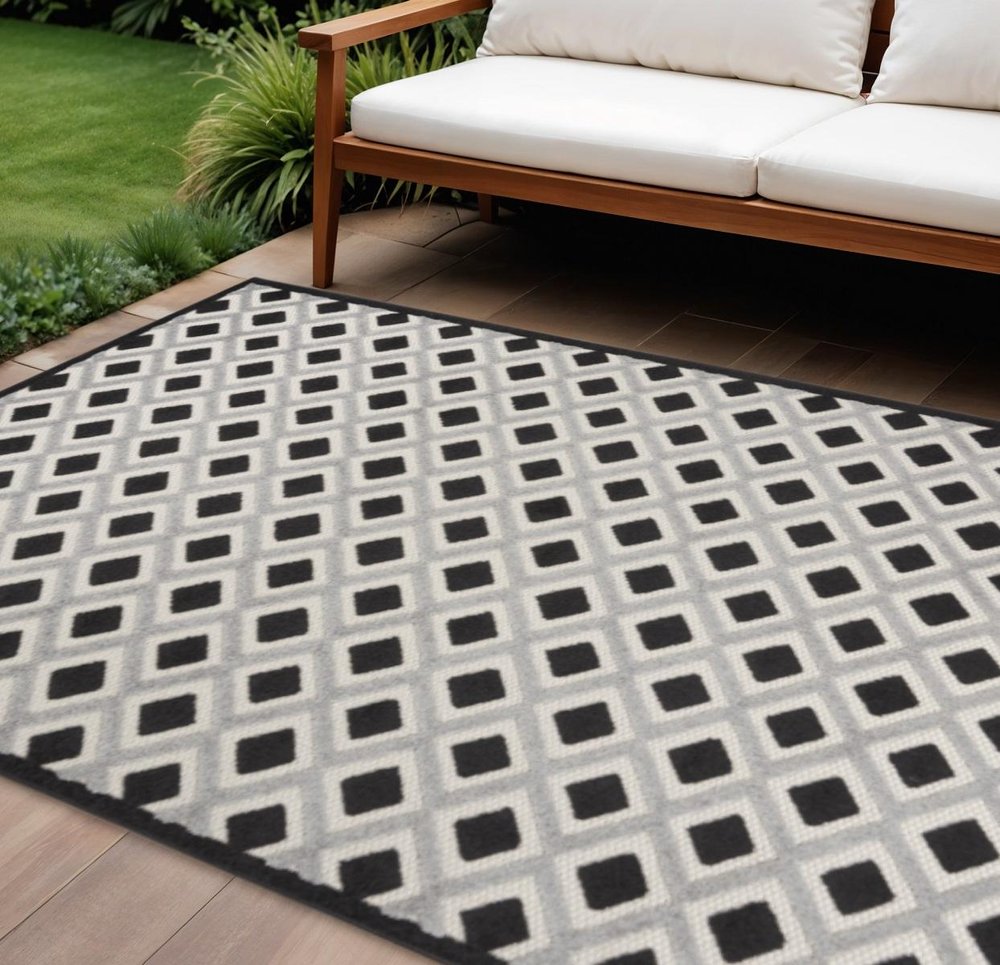 8' X 11' Blue And Gray Indoor Outdoor Area Rug — view 3