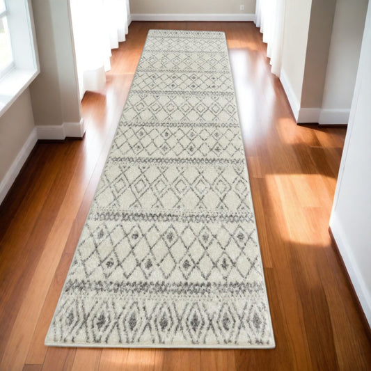 10' Gray Geometric Berber Power Loom Runner Rug - 32.0" (L) x 120.0" (W) x 0.8" (H)