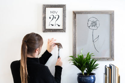 9" x 12" Gray Solid Wood Hanging Picture Frame HomeRoots