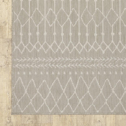 3' X 5' Gray and Ivory Indoor Outdoor Area Rug - FurniFindUSA