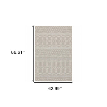 7' x 9' Gray and Ivory Indoor Outdoor Area Rug