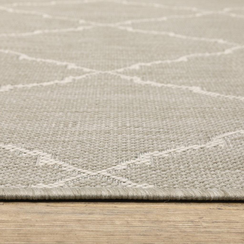 3' X 5' Gray and Ivory Indoor Outdoor Area Rug - FurniFindUSA