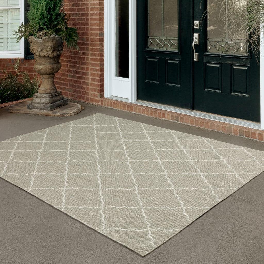 3' X 5' Gray and Ivory Indoor Outdoor Area Rug - FurniFindUSA