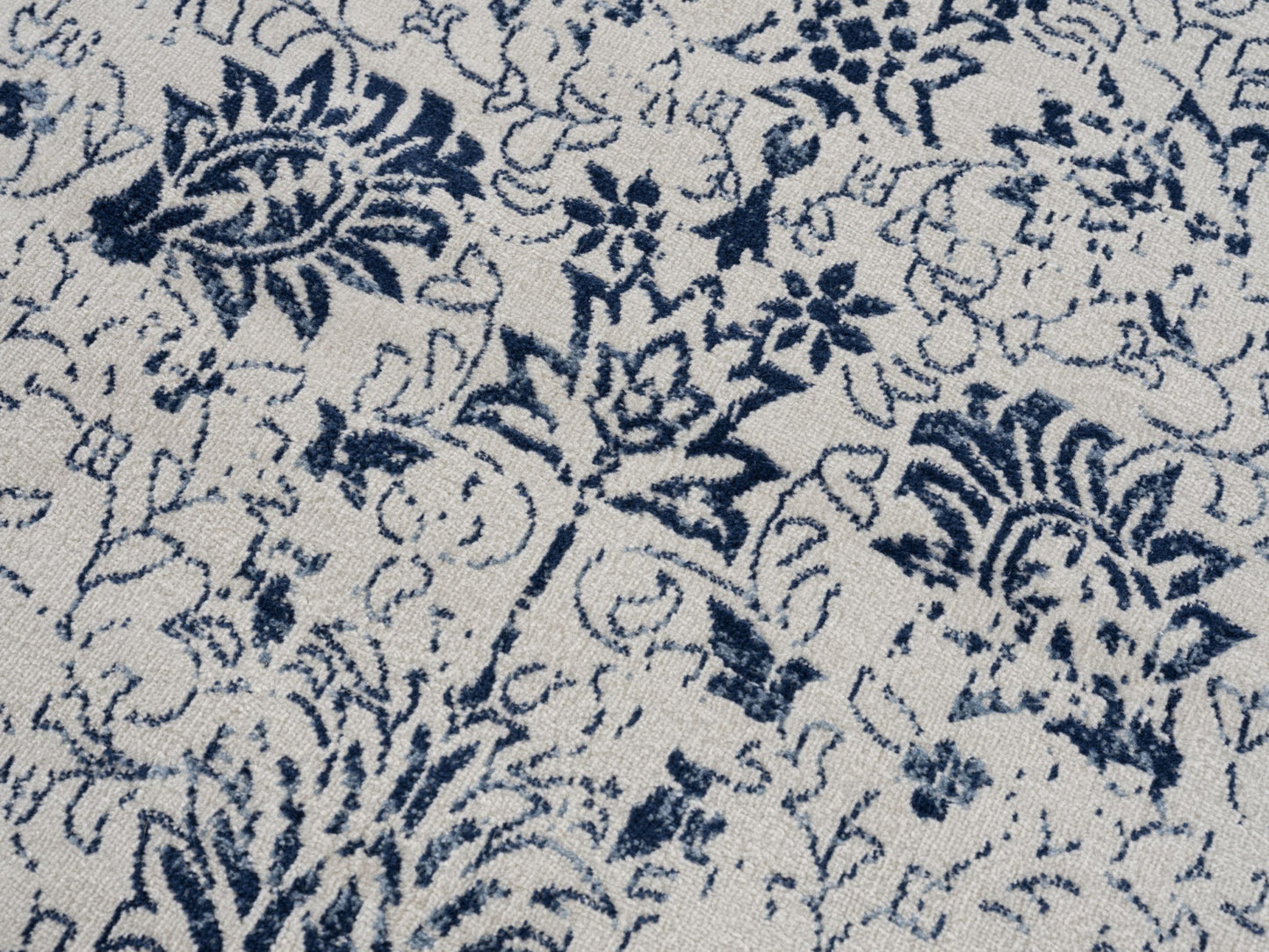 2’ X 3’ Navy Blue Distressed Floral Scatter Rug