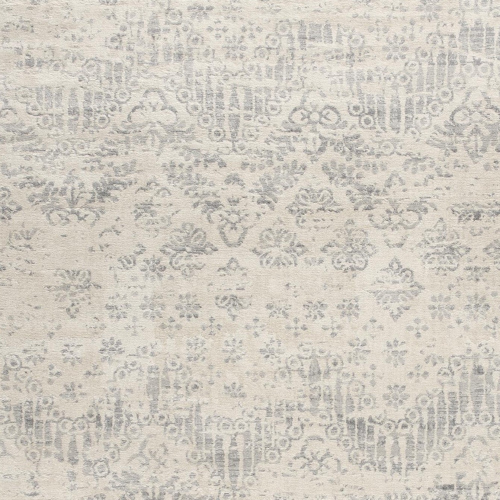 2’ X 3’ Ivory Distressed Ikat Pattern Scatter Rug