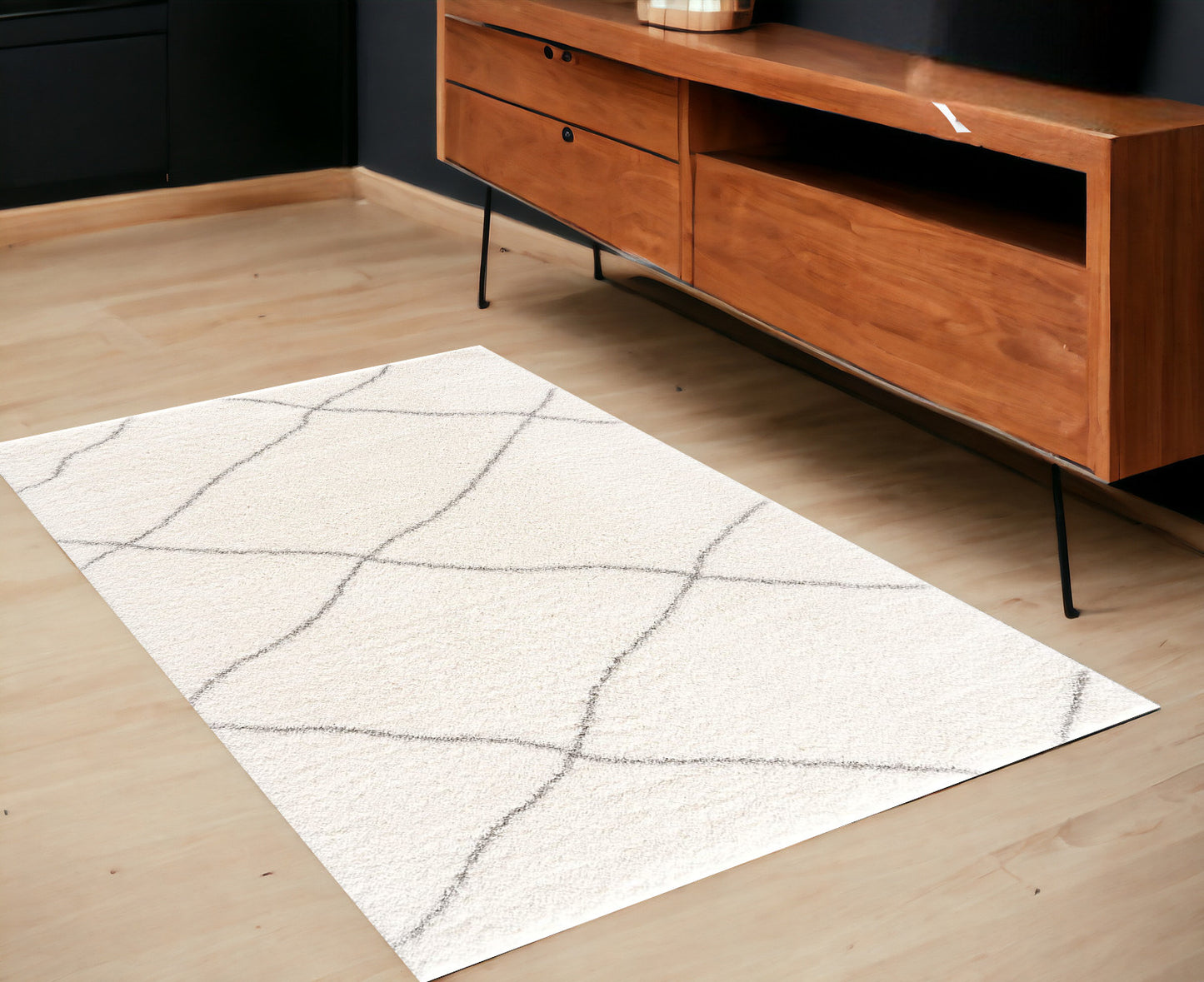 4' X 6' Ivory Modern Uneven Lattice Area Rug - 45.0" (H) x 69.0" (W) x 1.6" (D)