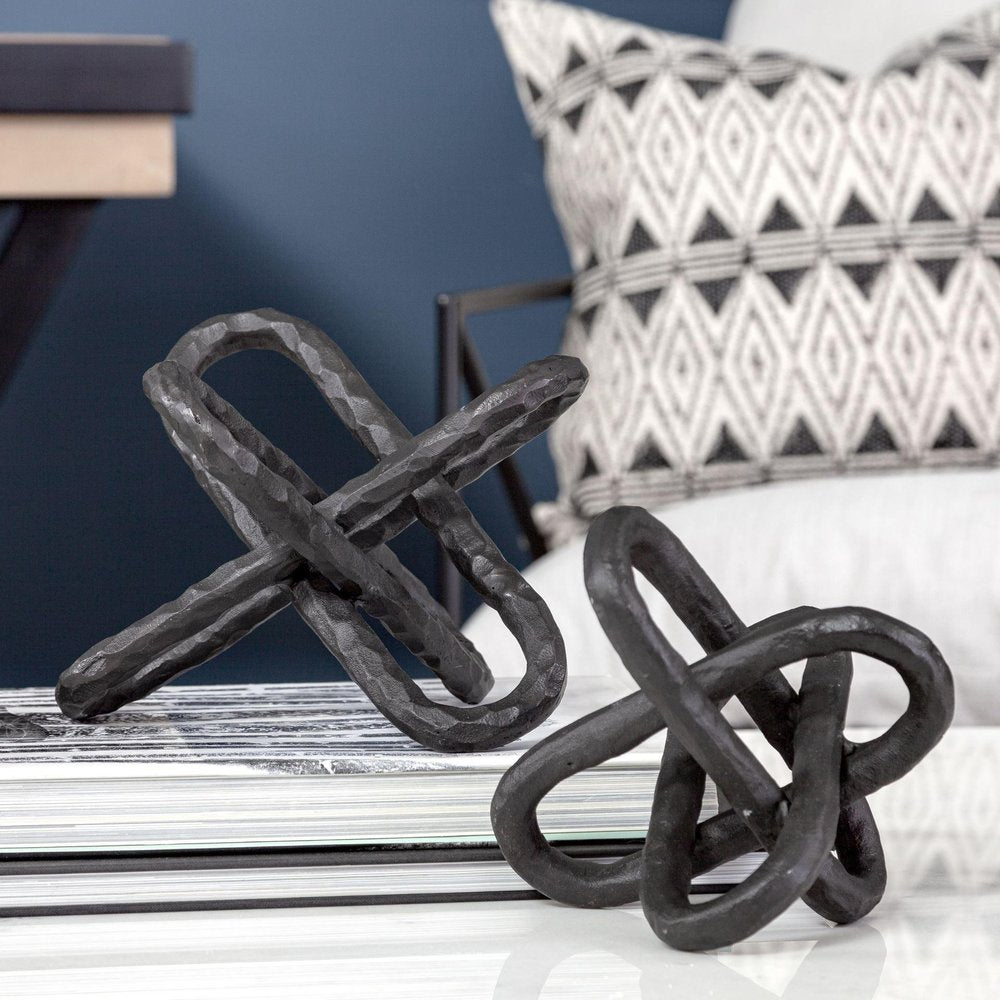 10" Black Metal Chain Link Tabletop Sculpture HomeRoots