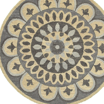 4' Round Gray Floral Bloom Area Rug - 94.49" (L) x 135.04" (W) x 0.55" (H)