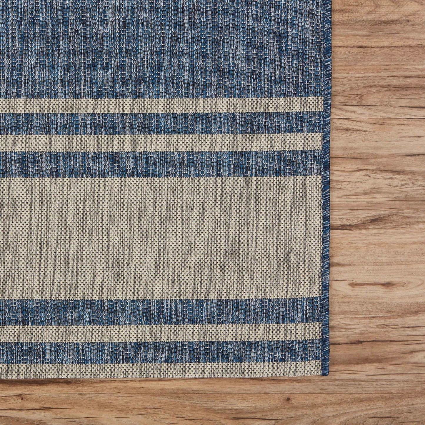 5' X 7' Blue And Gray Indoor Outdoor Area Rug - FurniFindUSA