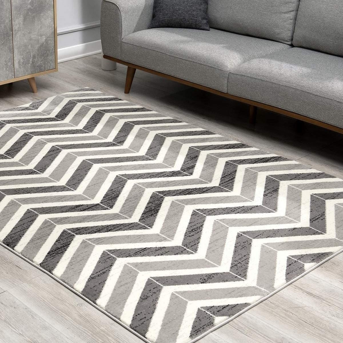 8' X 11' Gray Chevron Dhurrie Area Rug