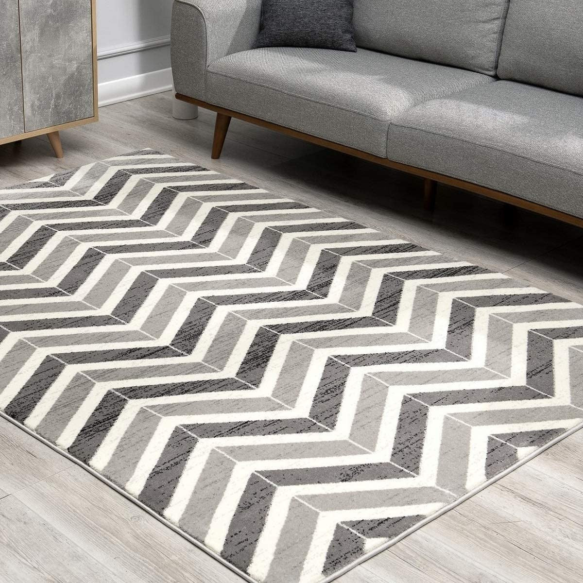 8' X 11' Gray Chevron Dhurrie Area Rug