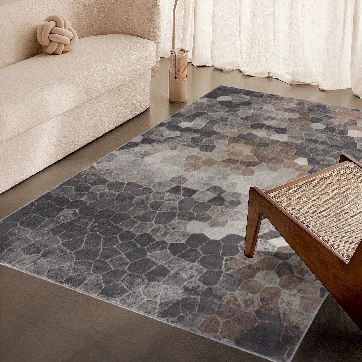 2’ x 3’ Beige Cobblestone Pattern Scatter Rug